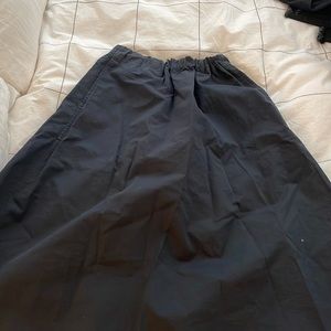 Everlane black skirt